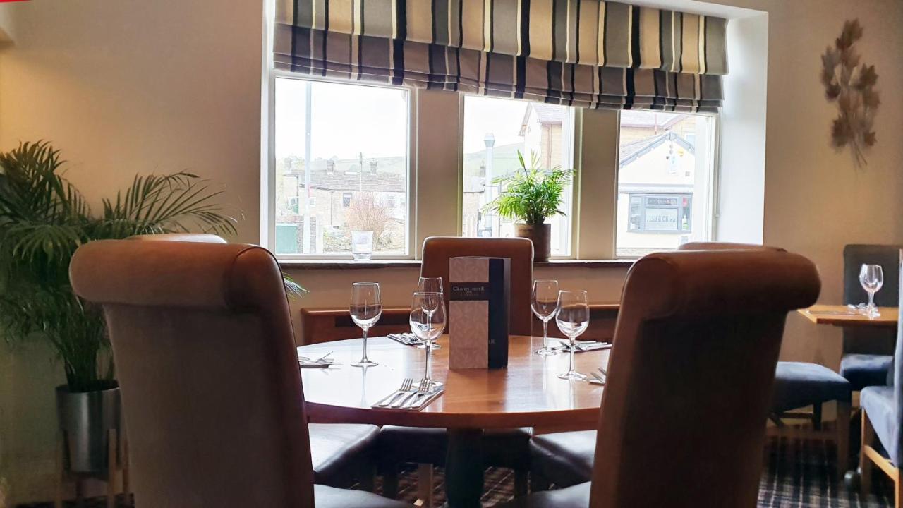 The Craven Heifer Inn Kelbrook Екстериор снимка