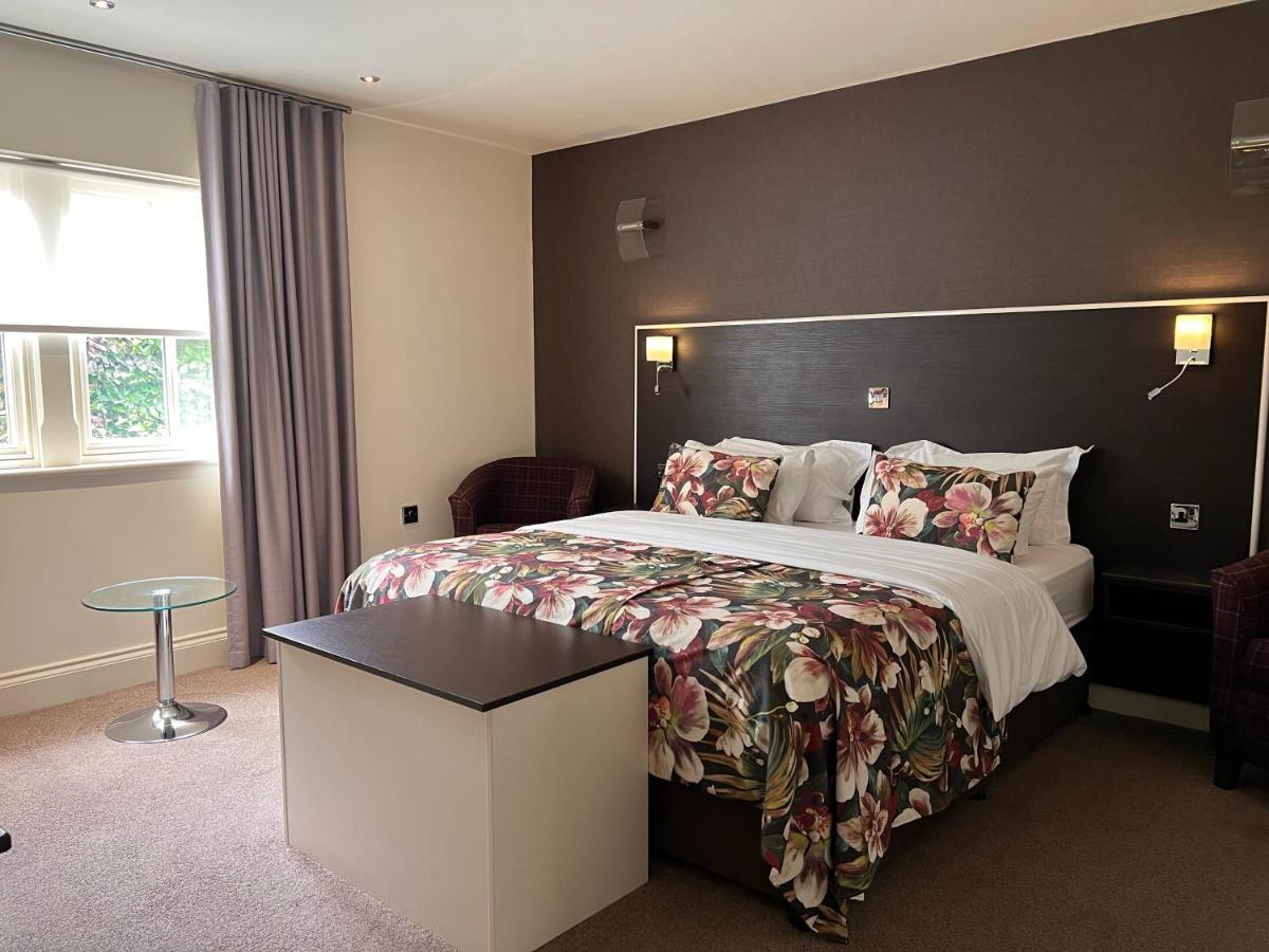 The Craven Heifer Inn Kelbrook Екстериор снимка