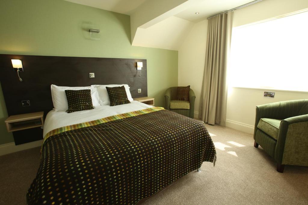 The Craven Heifer Inn Kelbrook Стая снимка