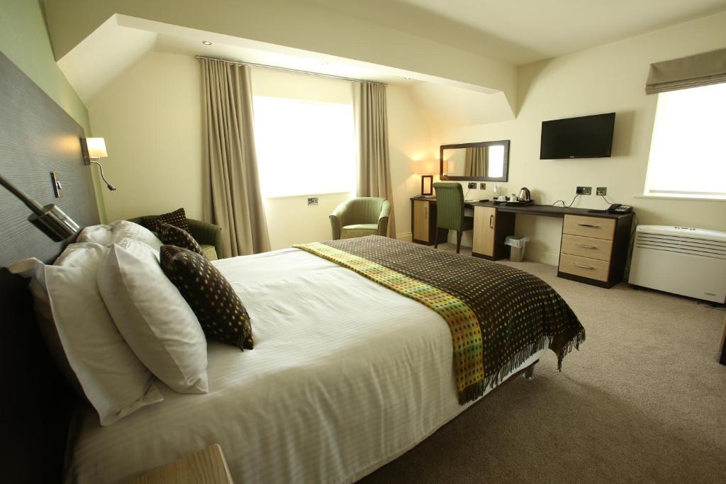 The Craven Heifer Inn Kelbrook Стая снимка