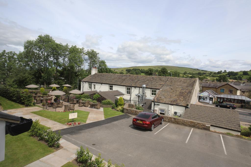 The Craven Heifer Inn Kelbrook Екстериор снимка