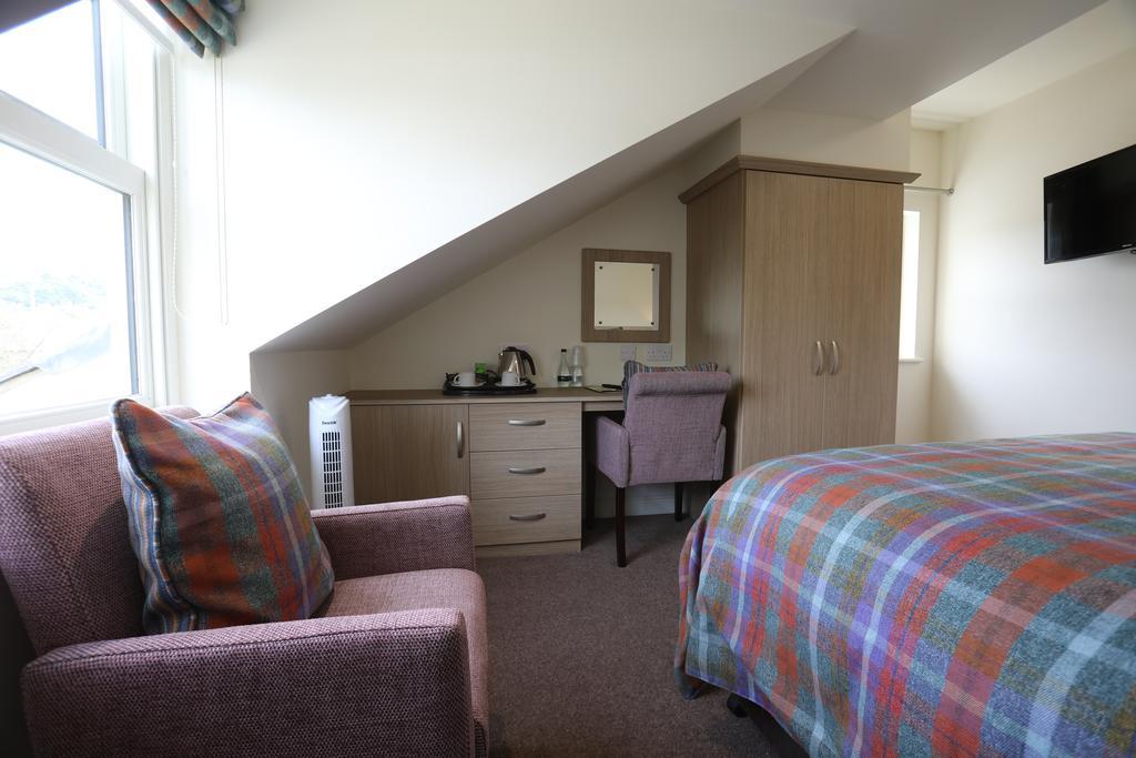 The Craven Heifer Inn Kelbrook Екстериор снимка