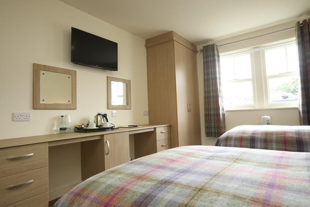 The Craven Heifer Inn Kelbrook Екстериор снимка