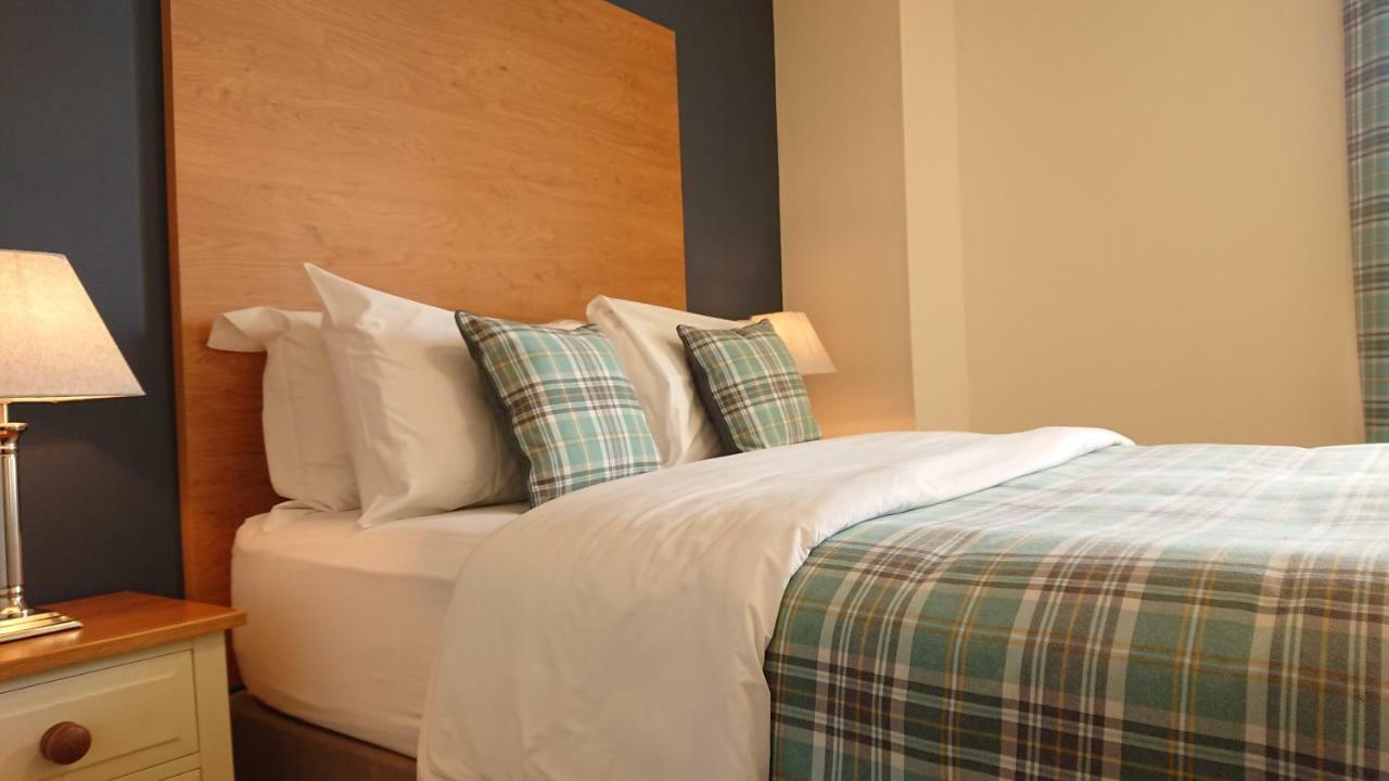 The Craven Heifer Inn Kelbrook Екстериор снимка